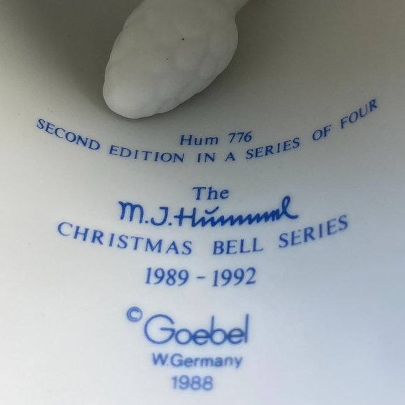 💯 Authentic Goebel Vintage Hummel "Letter to Santa Claus" 1990 Bell w/Clapper - Picture 10 of 14